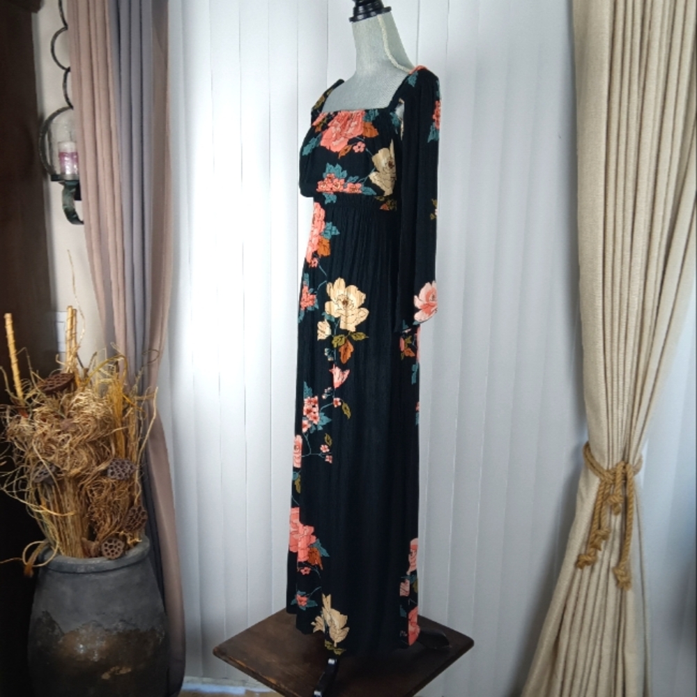 Billabong Womens Dress. - Picture 2 of 16